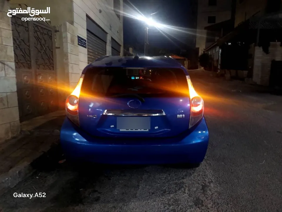 تويوتا بريوس c