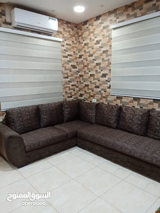 بسعر حرق طقم كورنر مستعمل