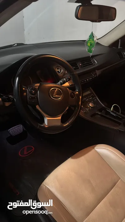 Lexus CT200h Kit f sport شركة الاصلي