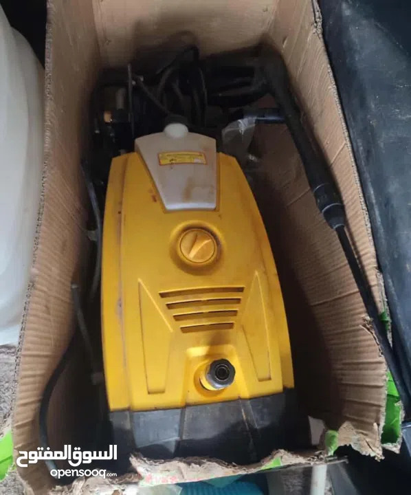 مشروع شركة تنظيفات مباني و منازل / for sale cleaning company