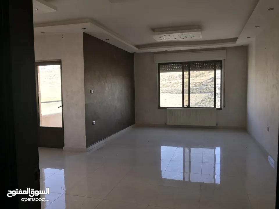 شقة للايجار  ضاحية الامام الغزالي بجانب مدرسه بناة الغد