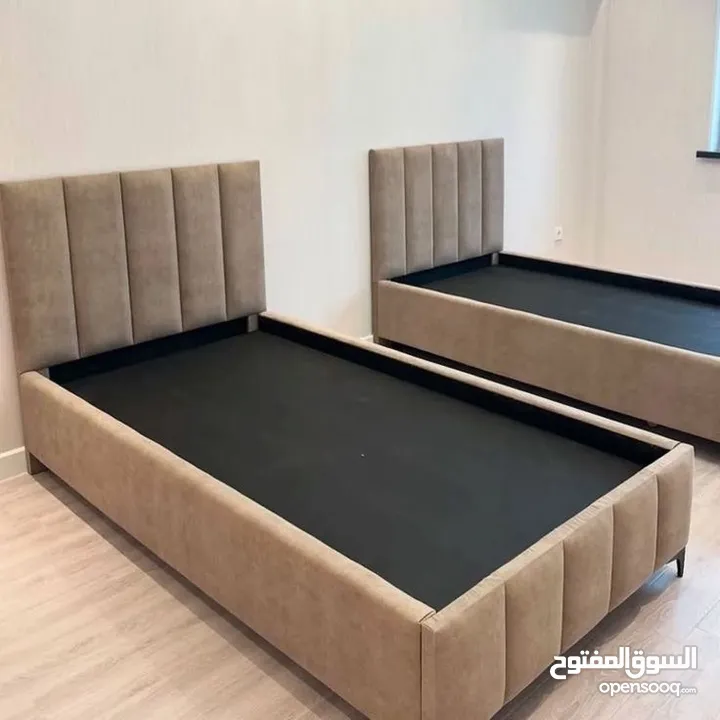 تفصيل جميع أنواع الكنب الامريكي والاسرائيلي  اعطيني تصميمك وقياسك او اعطيني صوره وخد اختها