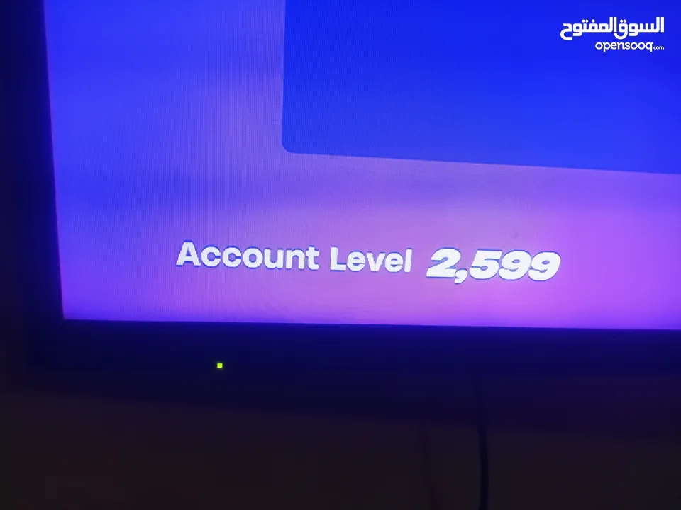 حساب فورت من السيزون x مدفوع عليه اثر من 300......