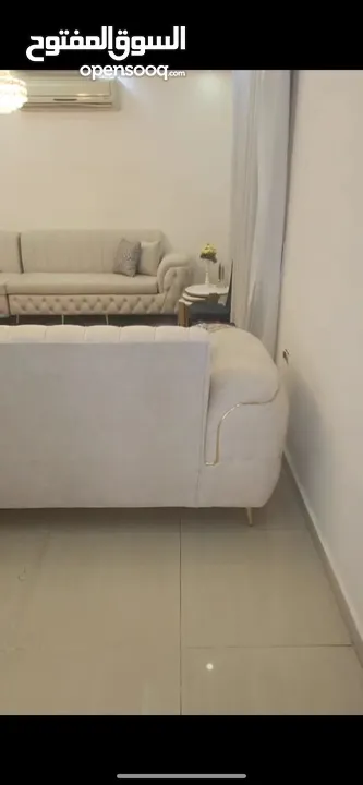 شقه بموقع متميز