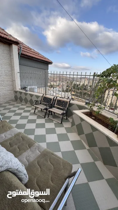 روف طابق كامل للبيع