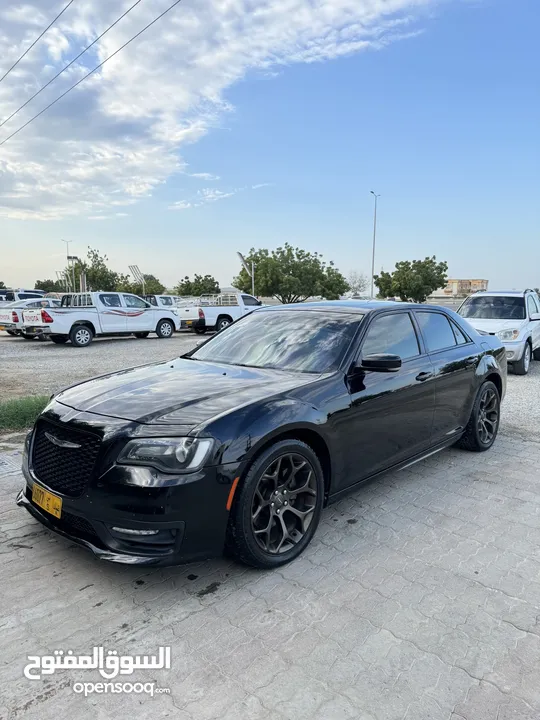 كرايسلر V8