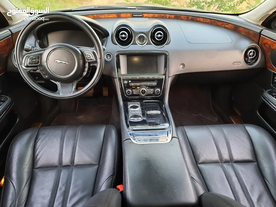 Jaguar XJL 2016, 3.0 Supercharged Engine, GCC, TOP OF THE LINE