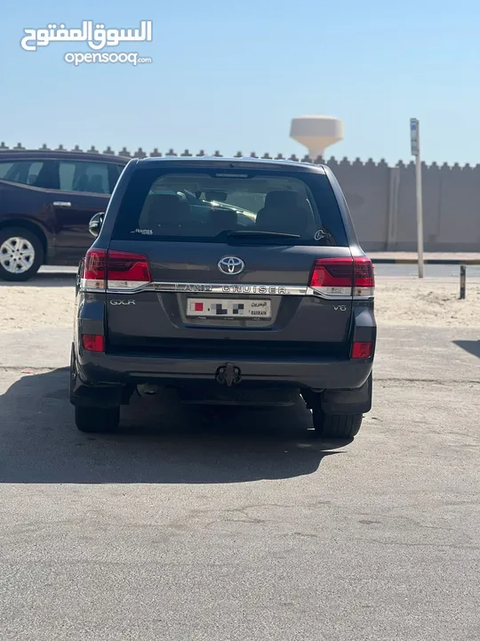 للبيع TOYOTA LAND CRUISER GX-R V6 الموديل : 2021