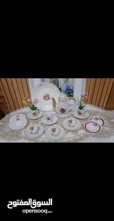 أطقم سفرة بورسلان ماركات عالمية .جديد. الوان متعددة وراقية