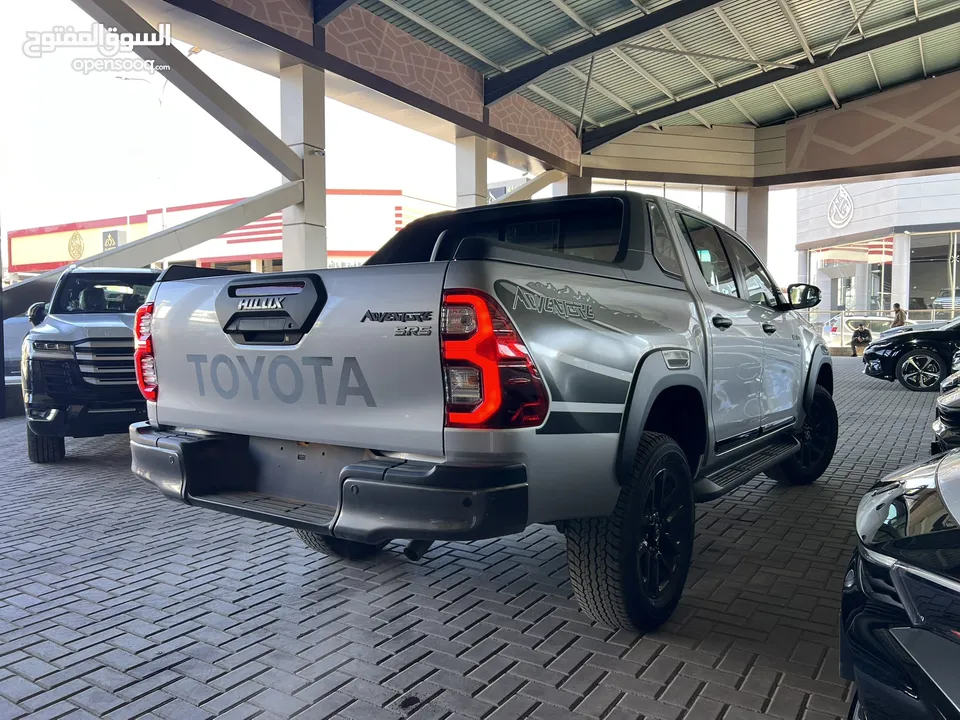 TOYOTA HILUX ADVENTURE محرك بنزين V6 4000cc