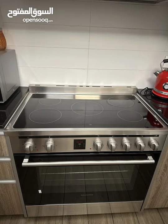 Daewoo Ceramic Cooker, 5 burners, 90 * 60cm  65L Electric Oven