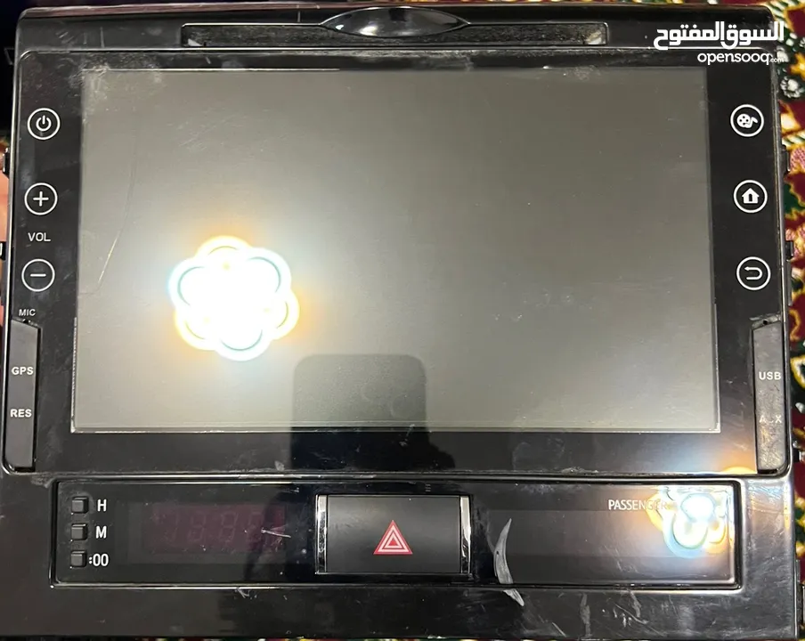 Used Original Toyota Land Cruiser screen touch with all the wires 2016-2018