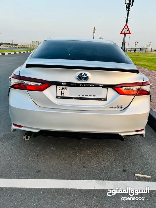 Toyota Camry 2018 Hybrid GCC low mileage