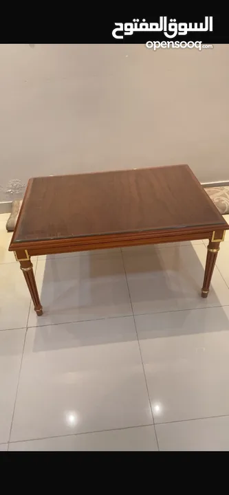 للبيع مجموعة طاولات