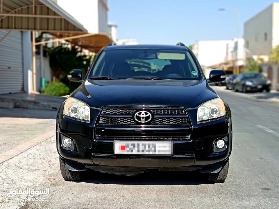 TOYOTA RAV4 2009 4WD FULL OPTION SECOND OWNER IN GOOD CONDITION COMPACT SUV FOR SALE