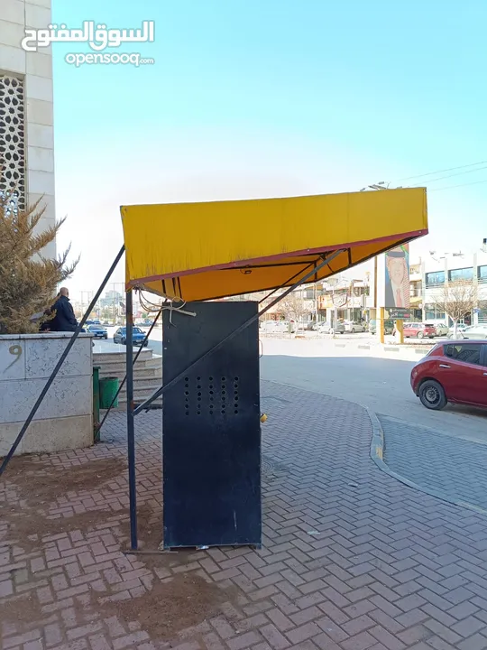 مظلة و حافظات وستاندات ماكينات السلش .