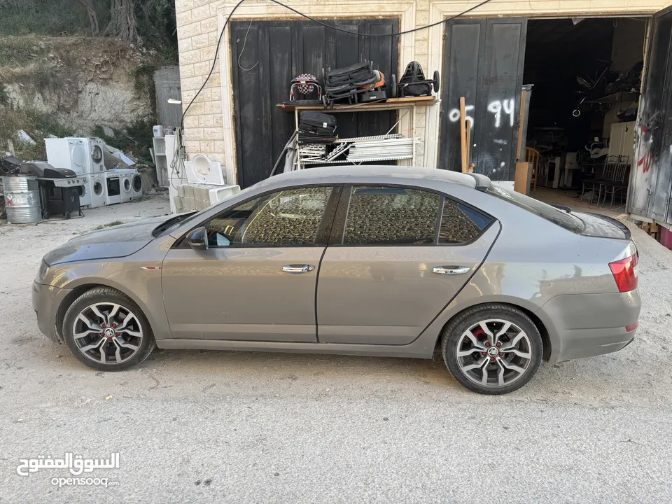 سكودا اوكتافيا 2013