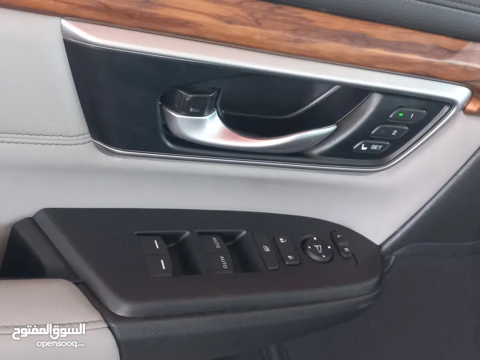 Honda CR-V Hybrid Touring 2022-(هوندا سي آر في هايبرد تورنغ)