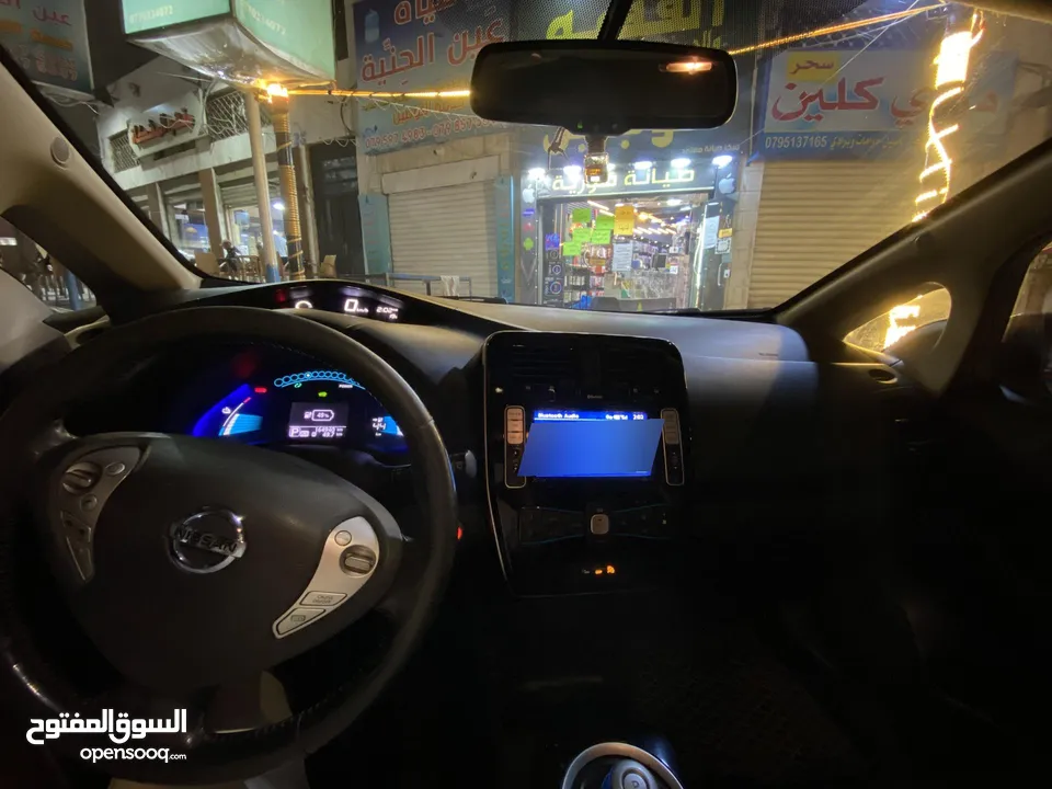 نيسان ليف SL بحالة ممتازة موديل 2014