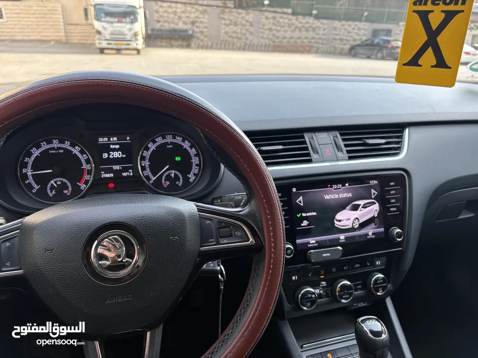 سكودا ستيشن اوكتافيا 2019 للبيع شامل ترخيص وتامين لشهر 5/26