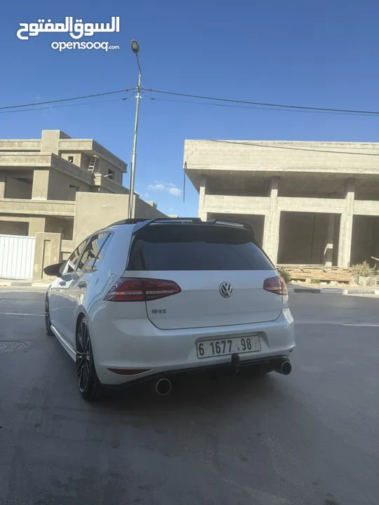 Golf GTi ترخيص 2014 فل الفل بسعررر حرررق كااااش البيع فقط كااش والتنازل مباشرا
