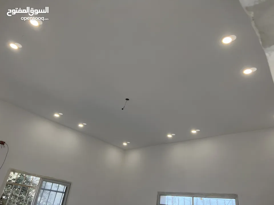 فني كهرباء منزلية  تحت إشراف هندسي