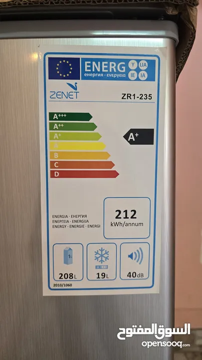 For sale, a new refrigerator ط capacity : 235 liters, brand:   Zenet  للبيع ثلاجة جديده سعة 235 لتر