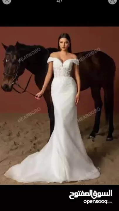 موسم الاعراس قرب فساتين زفاف و فساتين سهرة مميزة ملبوسة مرة واحدة بحالة جدا ممتازة للبيع