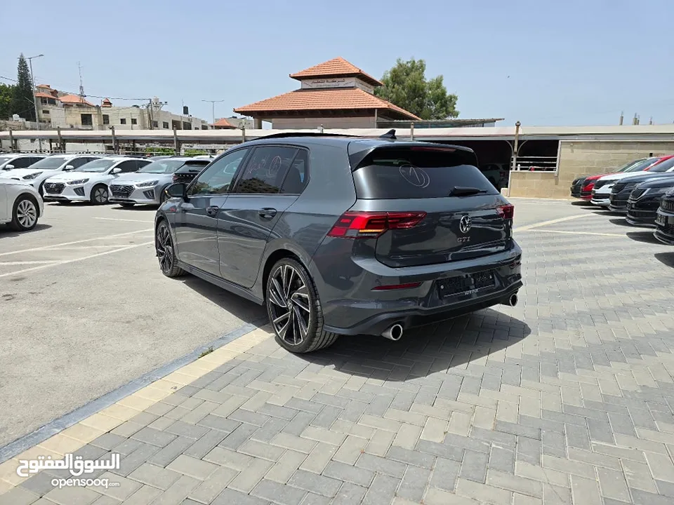 فولكس فاجن جولف GTI ترخيص 2021