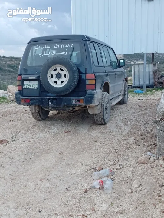 للبيع باجيرو ميتسوبيشي 1999 ماطور 2500دهان الشركه