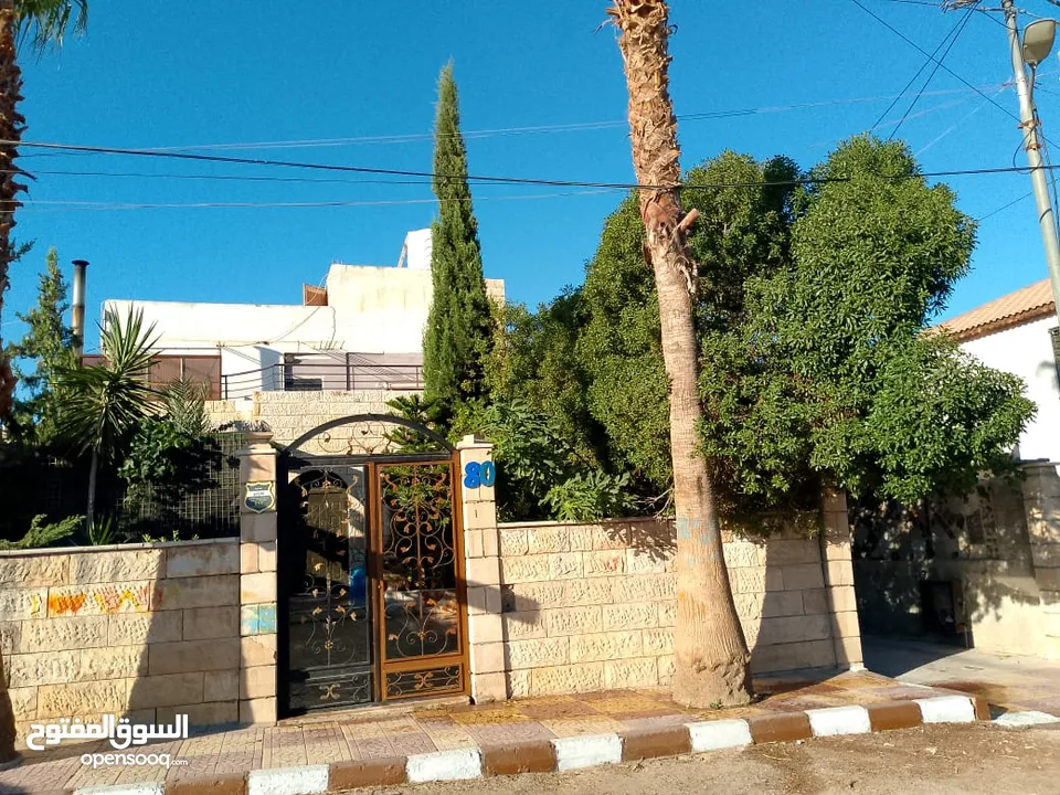 بيت مستقل للبيع بسعر مغري كاش من المالك مباشرة