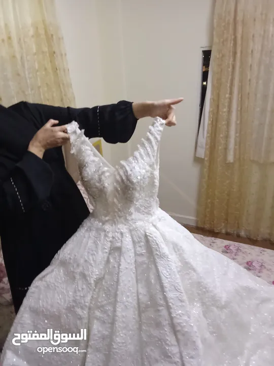 بدلة عرس و بدلة خطوبة