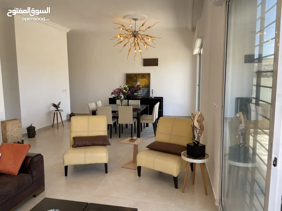 شقة دوبلكس منطقة بدر حي الهلال شارع الحرم