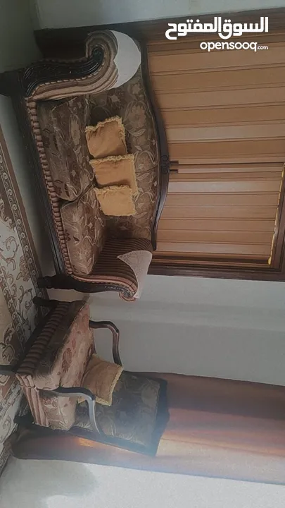 طقم كنب للبيع 7مقاعد