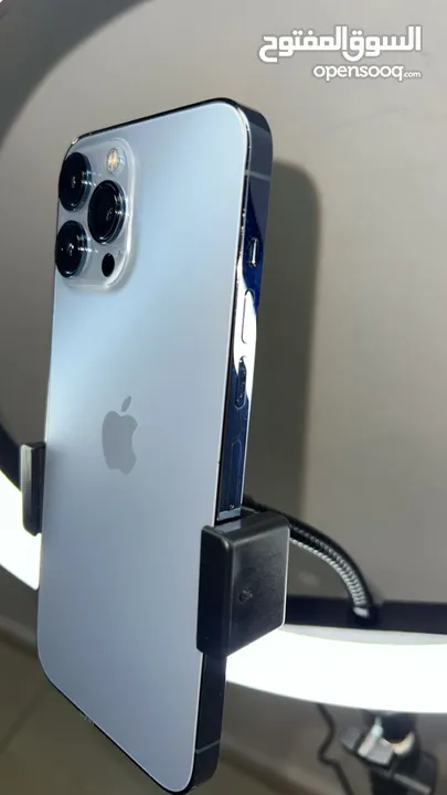ايفون 13 برو بحال الوكاله مكفول ولا شخط 256 جيجا  iphone 13 pro like new