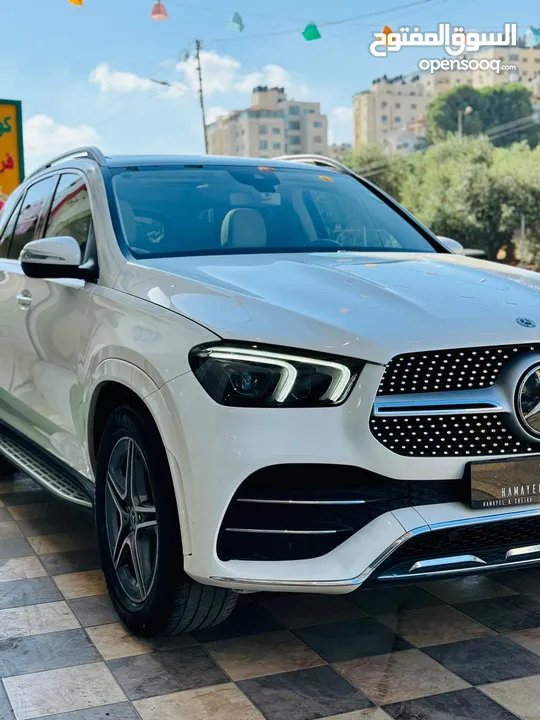 جيب مرسيدس GLE 300b  السيارة ب