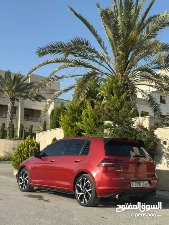 فولكسفاجن جولف Tsi