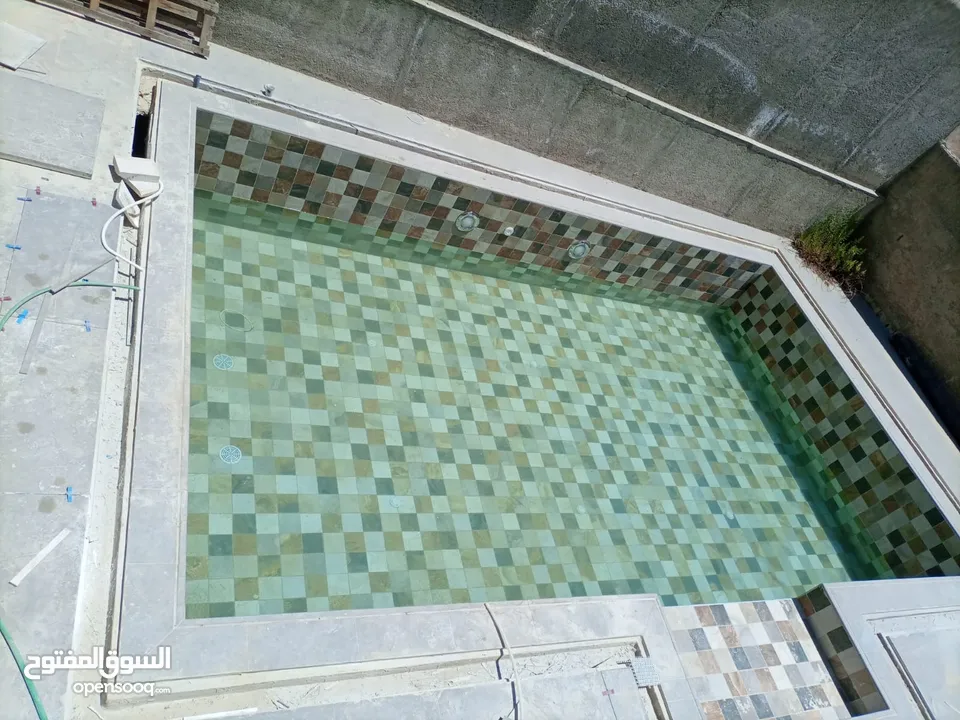 مساء الخير للجميع تركيب كافه انواع البلاط ورخام و سيراميك و البرسلان و صيانات عامه