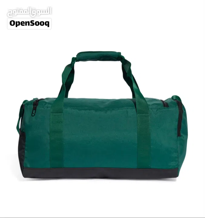 حقيبة دافل لينير بحجم صغير من  اديداس لون اخضر مع قنينة بيرفورمنس لون اسود مجاناً