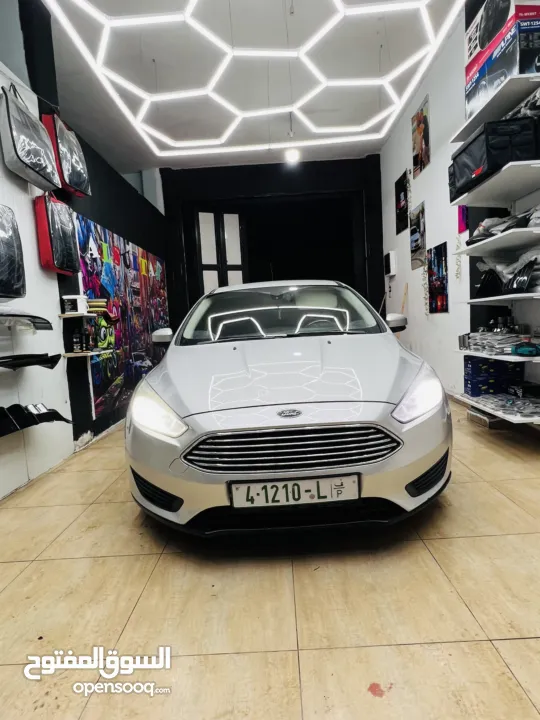 فورد فوكس 2015 للبيع التفاصيل موجودة كالمه علا الاعلان