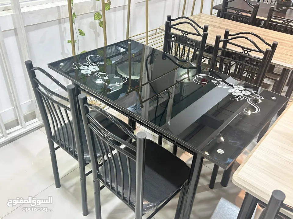 DINING TABLE WITH 4 CHAIRS