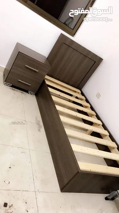 تخت مفرد + كومدينا