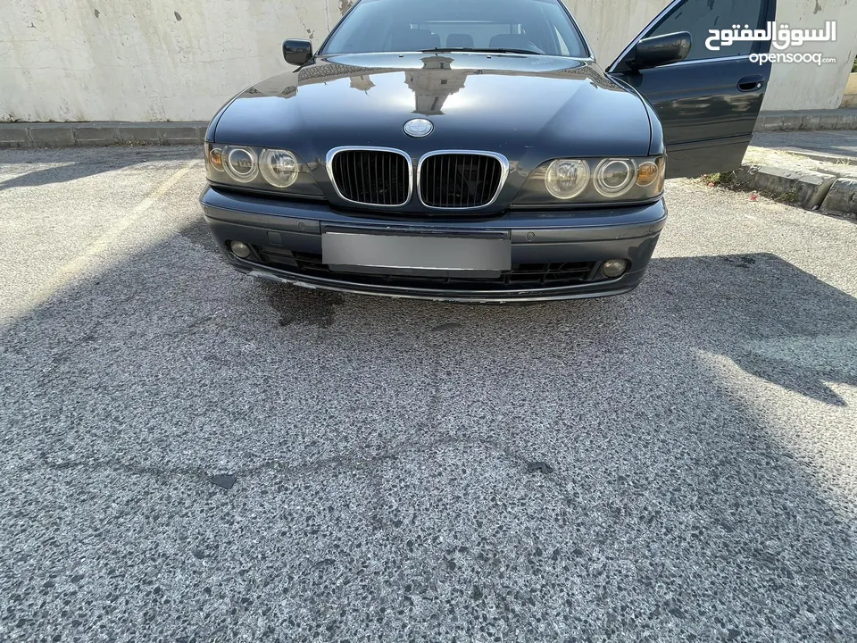بي ام  e39 دب 520i موديل 1999 اصلي فحص كامل ثاني مالك في الاردن  قابل للفحص في داخل الشركة