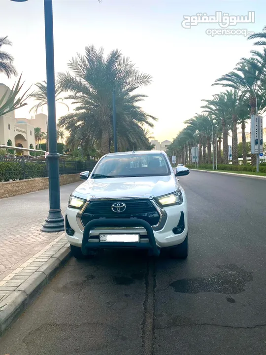 هايلوكس ديزل 2021  توماتيك  4x4 نظيفة جدا