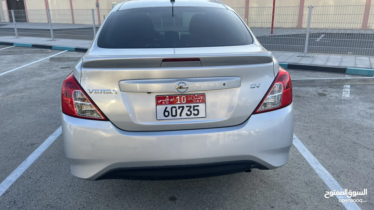 نيسان ڤيرسا 2019 نظيفه  Nissan versa2019