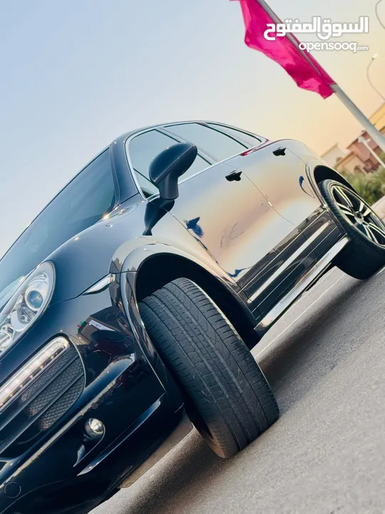 Excellent (new like) Porsche Cayenne S for sale 2013 model