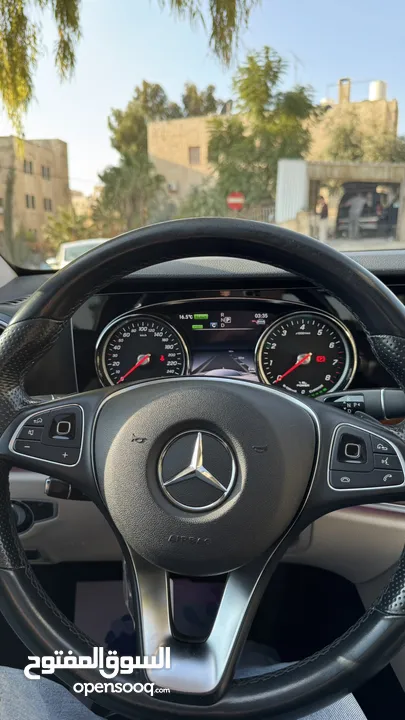 Mercedes Benz E-class 350e plugged in hybrid Gargour 2018 7Jayed full option