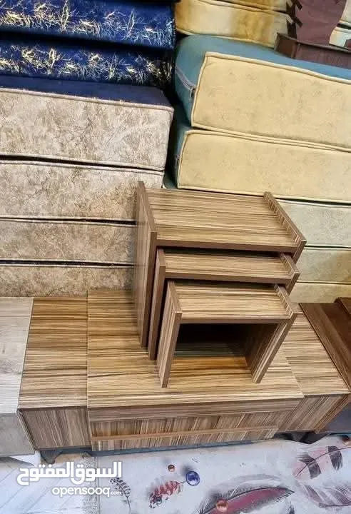 طاولات وسط مع سيرفس