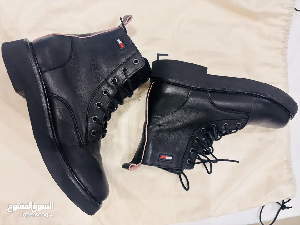 Tommy Hilfiger women boots