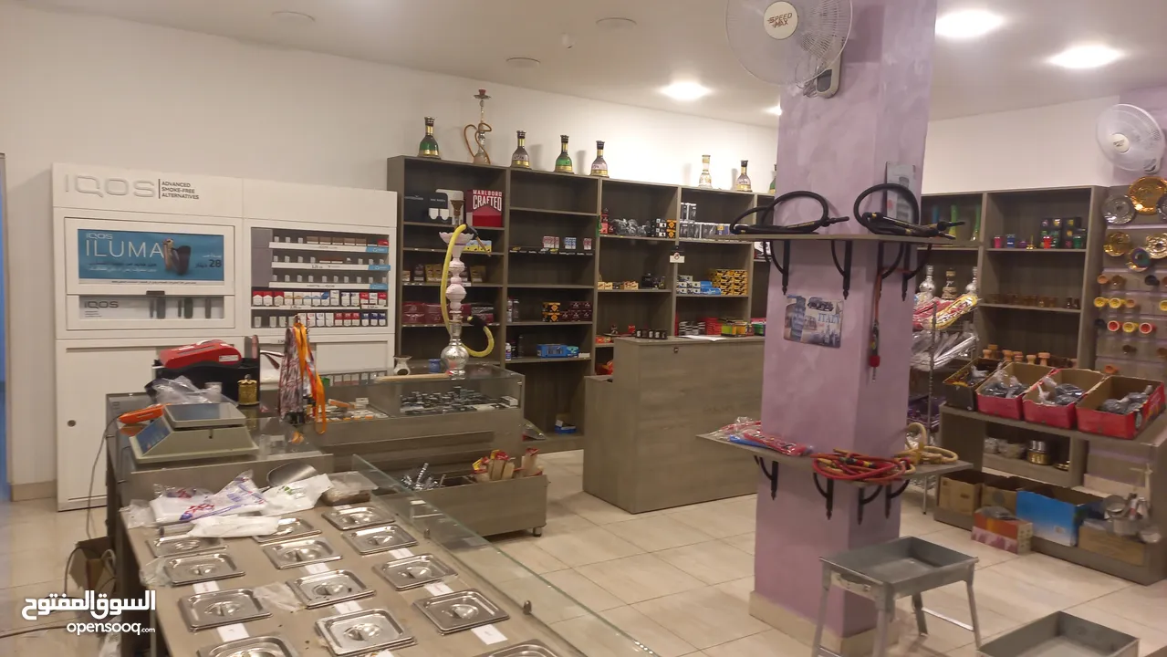 خشب ديكور لمحل اراجيل بحالة ممتازة للبيع